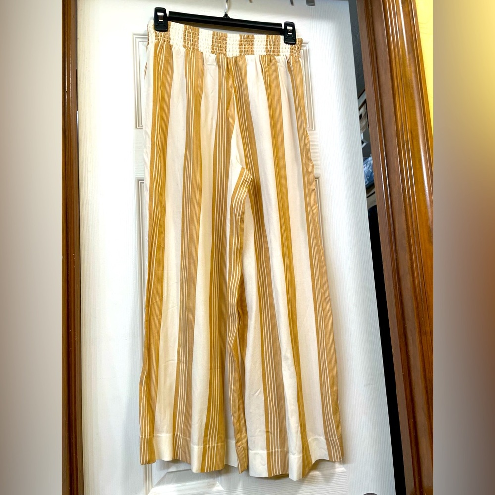 Comfortable dress pants.